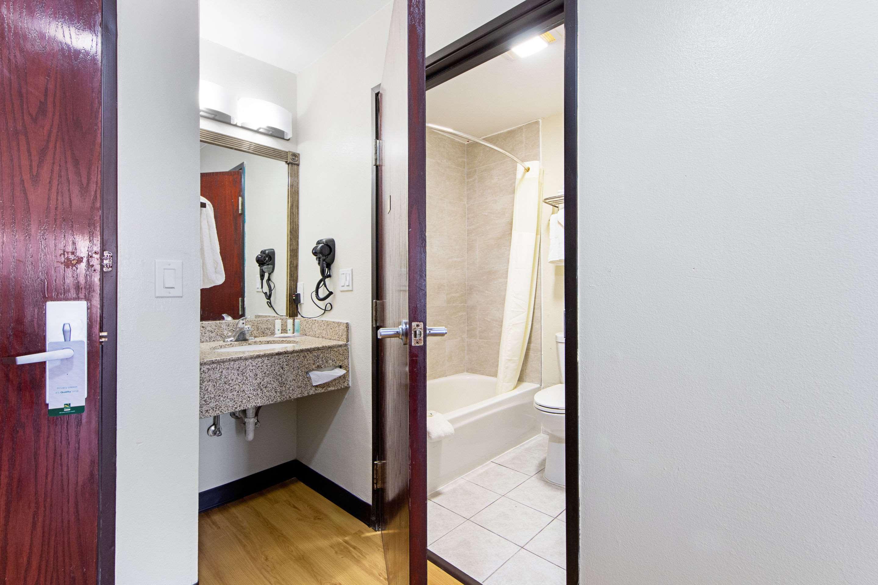 Quality Inn Greenville I-30 Екстер'єр фото
